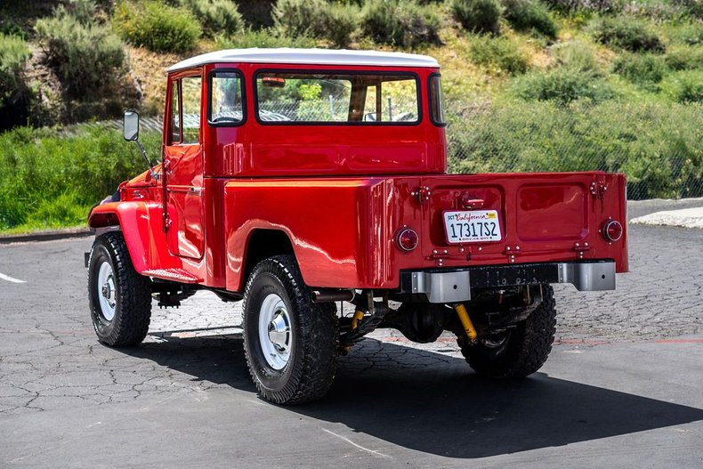 Unknown-Fj45-1965-RedWhite-Black-7