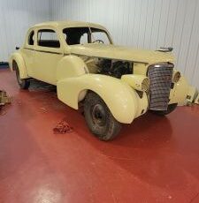 Unknown-Fleetwood-1937-Yellow