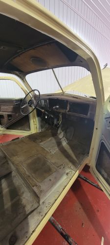 Unknown-Fleetwood-1937-Yellow-24