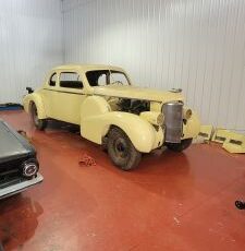 Unknown-Fleetwood-1937-Yellow-29