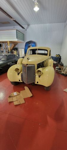 Unknown-Fleetwood-1937-Yellow-9