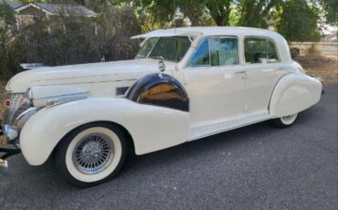Unknown-Fleetwood-1939-White-7