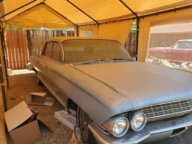 Unknown-Fleetwood-1961-Blue