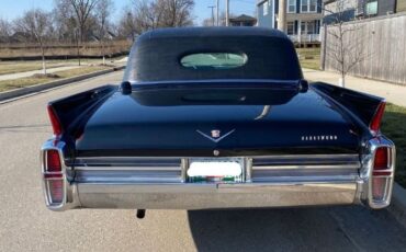 Unknown-Fleetwood-1963-Black-Gray-6