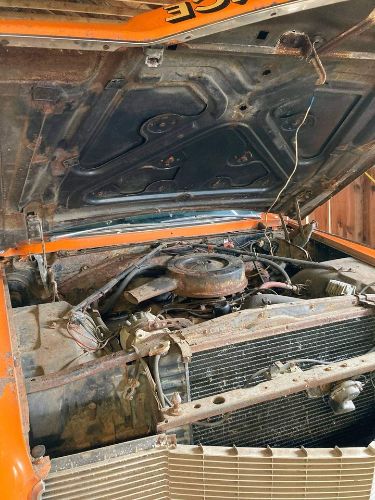 Unknown-Fleetwood-1965-Orange-off-White-3