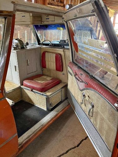 Unknown-Fleetwood-1965-Orange-off-White-9