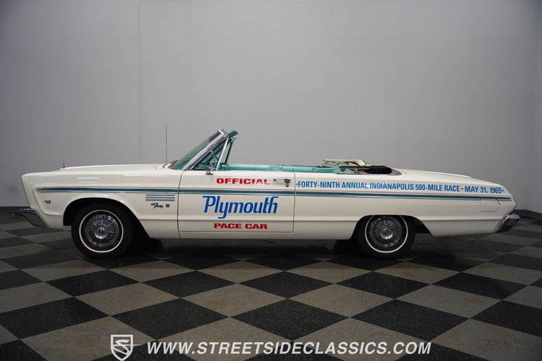 Unknown-Fury-1965-White-Blue-14