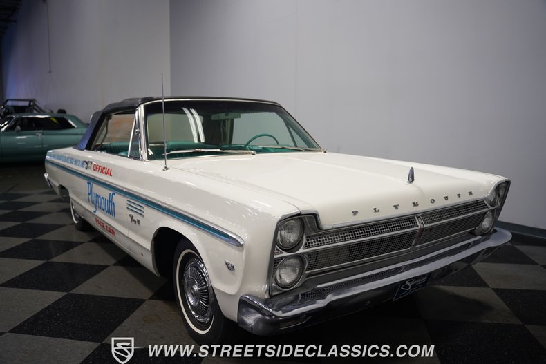 Unknown-Fury-1965-White-Blue-25