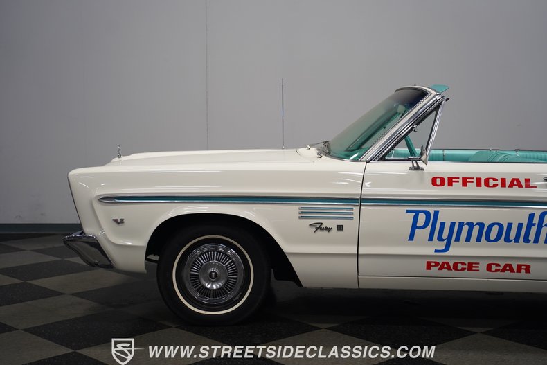 Unknown-Fury-1965-White-Blue-31