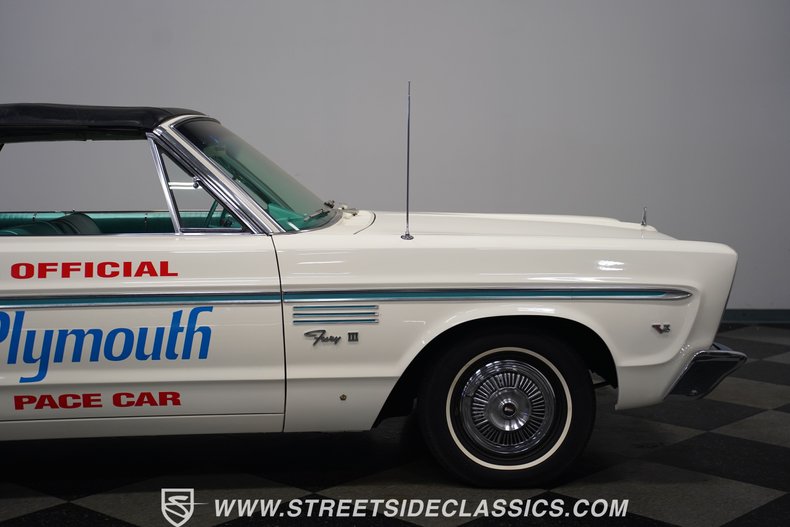 Unknown-Fury-1965-White-Blue-8