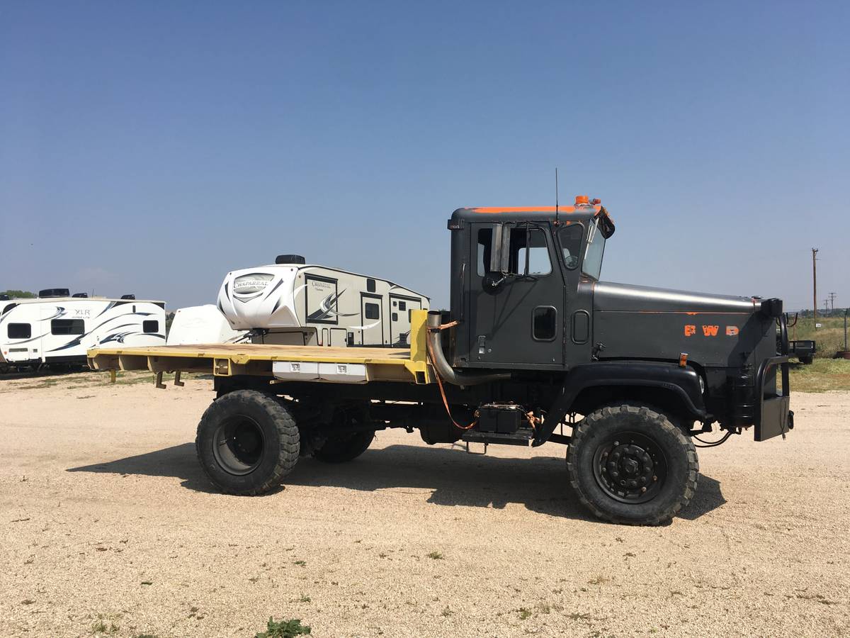 Unknown-Fwd-rb44-diesel-1976-grey-13