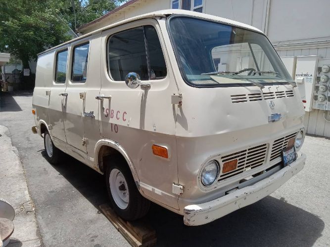 Unknown-G10-1968-White-5