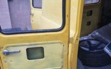 Unknown-G10-1968-Yellow-2