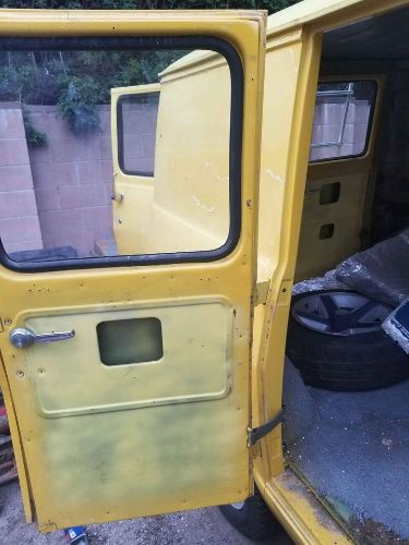 Unknown-G10-1968-Yellow-2
