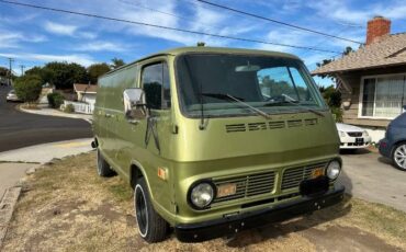 Unknown-G10-1969-Green-17