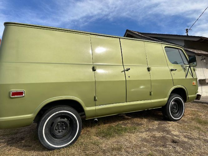 Unknown-G10-1969-Green-7