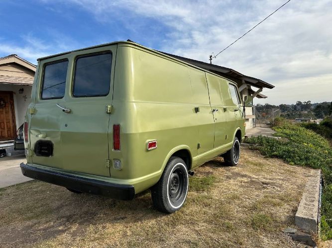 Unknown-G10-1969-Green-9