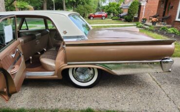 Unknown-Galaxie-1961-Custom-13