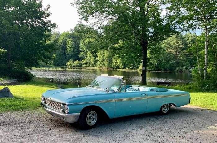 Unknown-Galaxie-1962-Blue