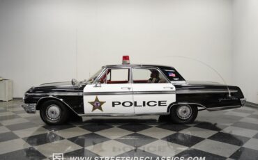 Unknown-Galaxie-1962-Raven-Black-Red-11