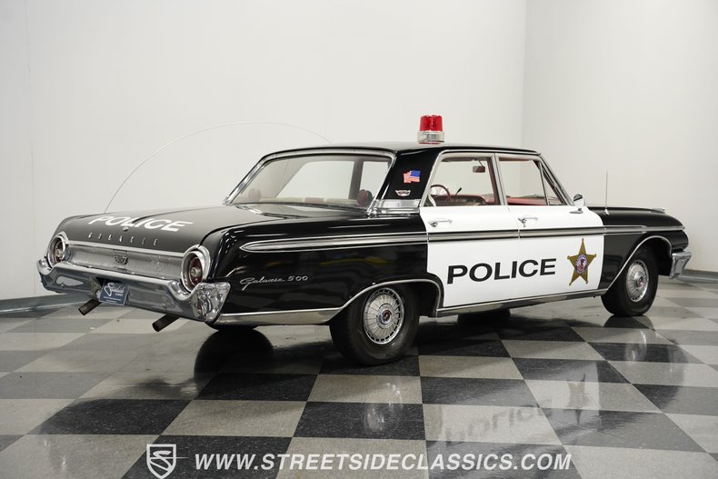 Unknown-Galaxie-1962-Raven-Black-Red-16