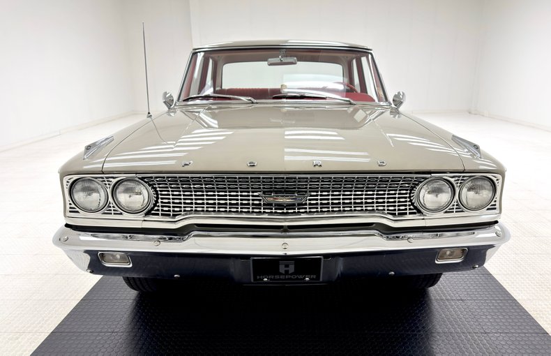 Unknown-Galaxie-1963-Champagne-Red-17