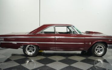 Unknown-Galaxie-1963-Heritage-Burgundy-Black-2