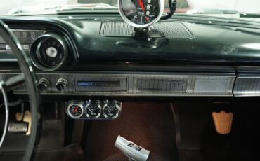 Unknown-Galaxie-1963-Heritage-Burgundy-Black-20