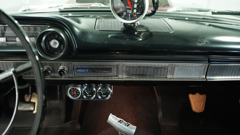 Unknown-Galaxie-1963-Heritage-Burgundy-Black-20