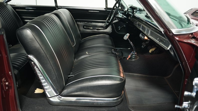 Unknown-Galaxie-1963-Heritage-Burgundy-Black-22