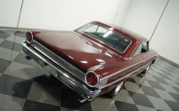 Unknown-Galaxie-1963-Heritage-Burgundy-Black-36