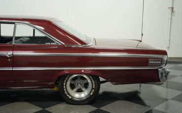 Unknown-Galaxie-1963-Heritage-Burgundy-Black-40