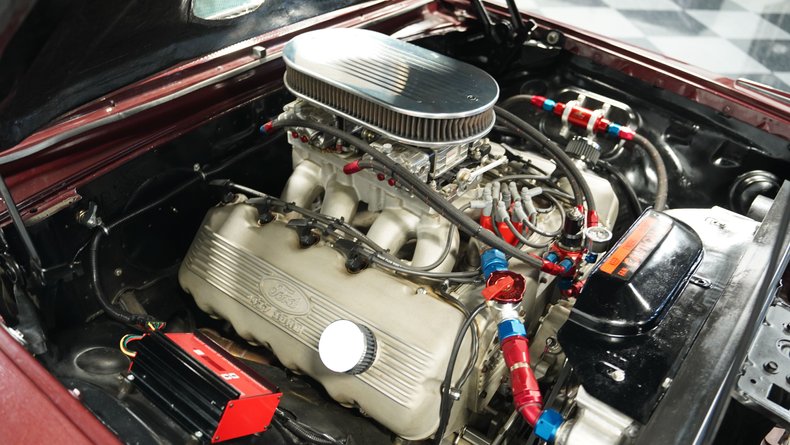Unknown-Galaxie-1963-Heritage-Burgundy-Black-42