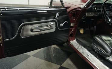 Unknown-Galaxie-1963-Heritage-Burgundy-Black-43