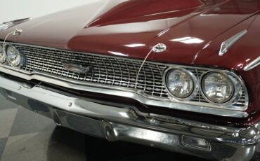 Unknown-Galaxie-1963-Heritage-Burgundy-Black-8