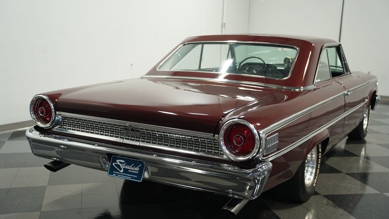 Unknown-Galaxie-1963-Heritage-Burgundy-Black