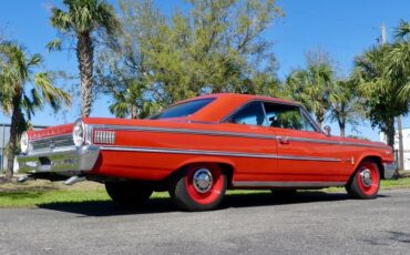 Unknown-Galaxie-1963-Red-Black-18