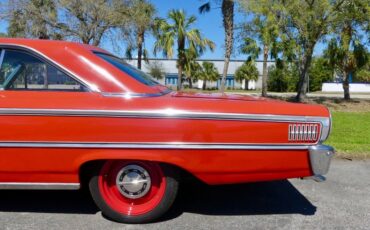 Unknown-Galaxie-1963-Red-Black-27