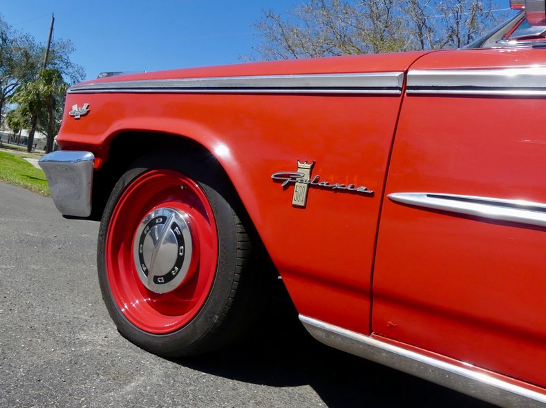 Unknown-Galaxie-1963-Red-Black-46
