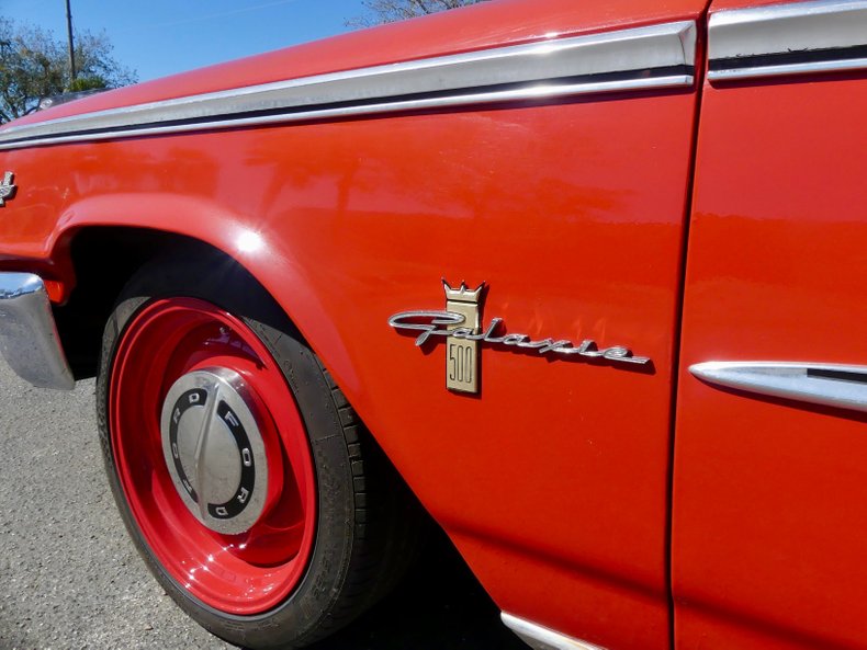 Unknown-Galaxie-1963-Red-Black-47