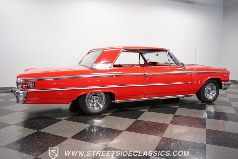 Unknown-Galaxie-1963-Red-Red-12