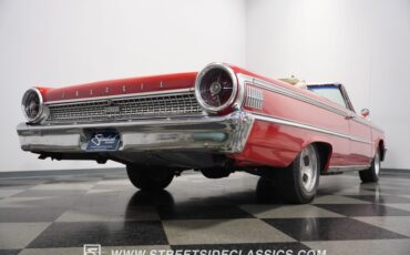 Unknown-Galaxie-1963-Red-Red-22