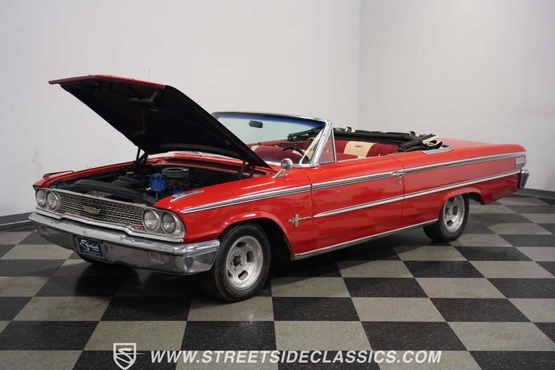 Unknown-Galaxie-1963-Red-Red-40