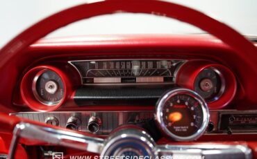 Unknown-Galaxie-1963-Red-Red-42