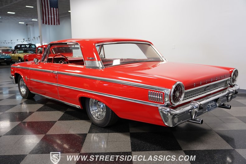 Unknown-Galaxie-1963-Red-Red-7