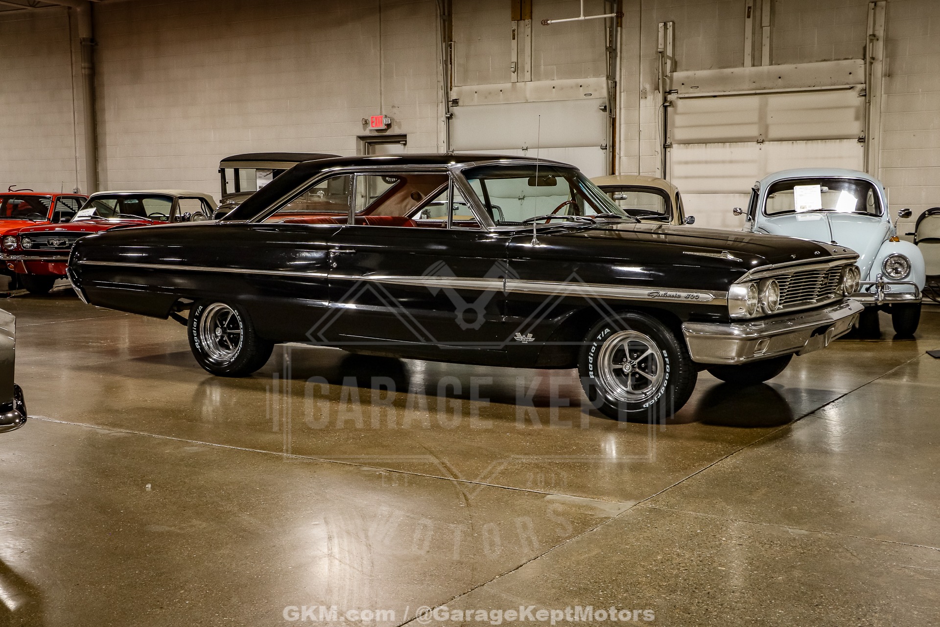 Unknown-Galaxie-1964-Black-Red-1