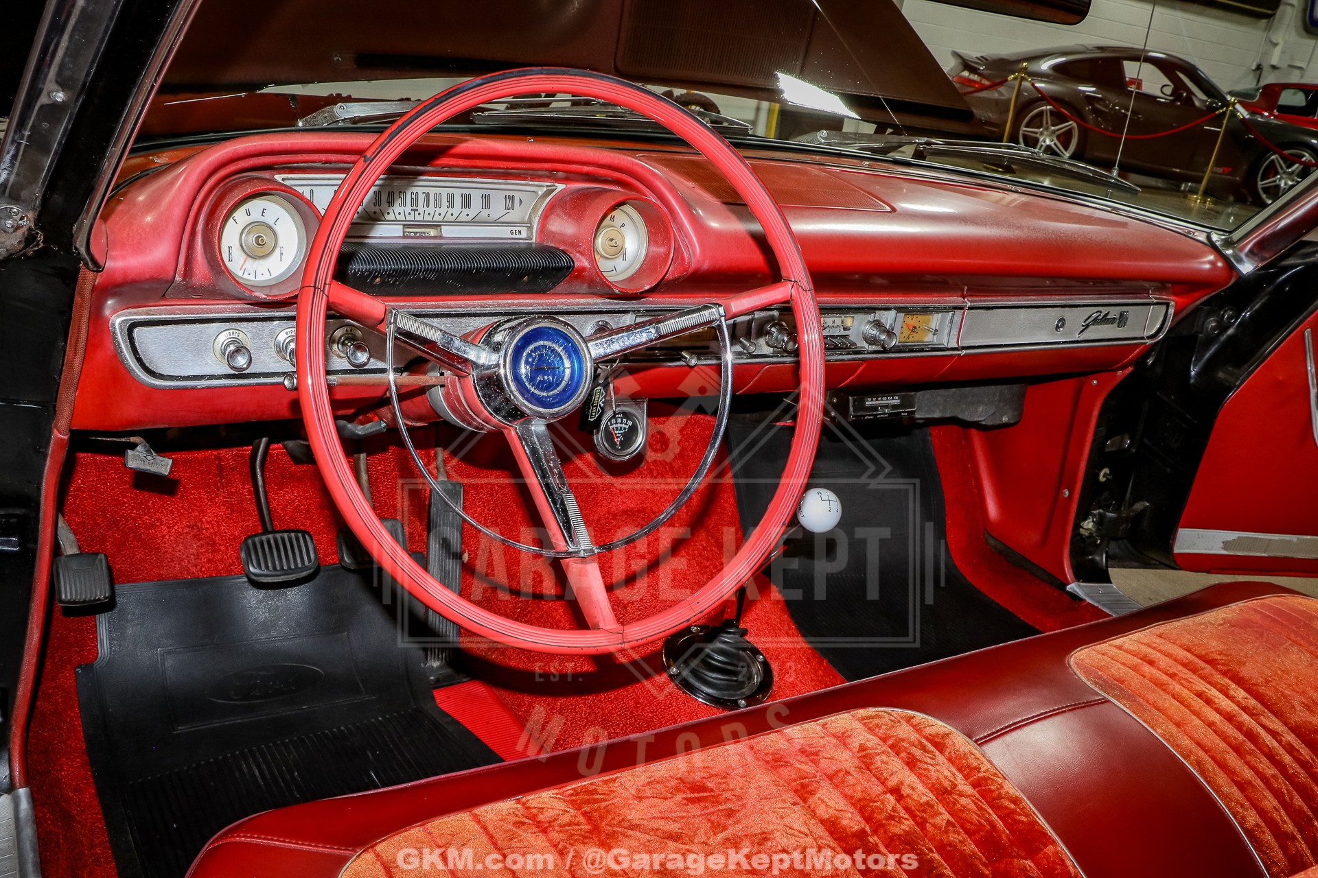 Unknown-Galaxie-1964-Black-Red-10