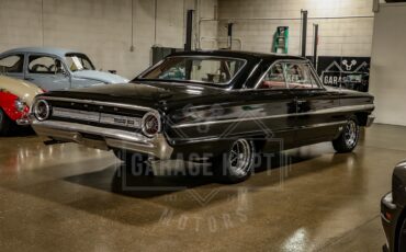 Unknown-Galaxie-1964-Black-Red-19