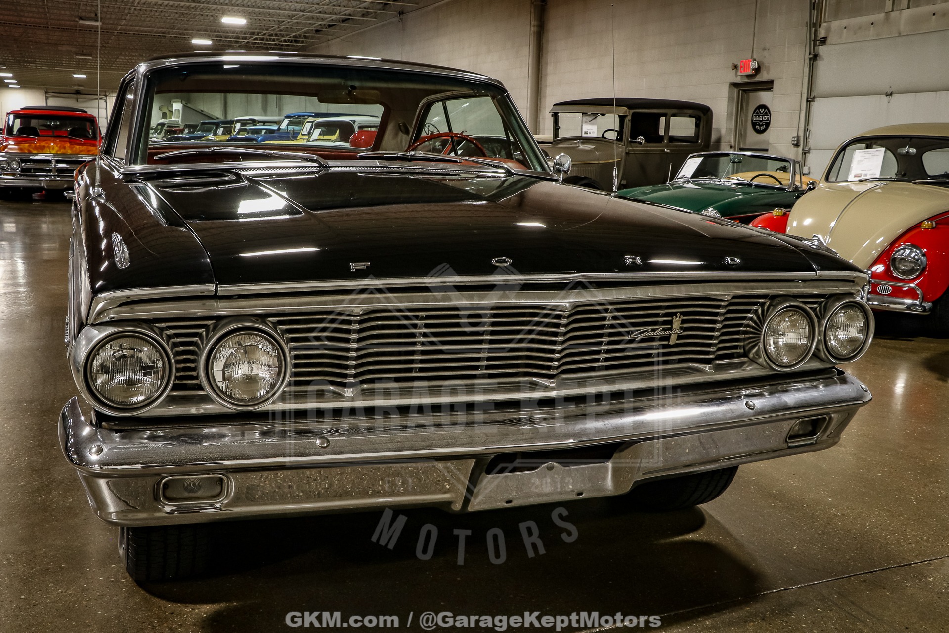 Unknown-Galaxie-1964-Black-Red-26