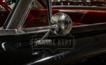 Unknown-Galaxie-1964-Black-Red-36